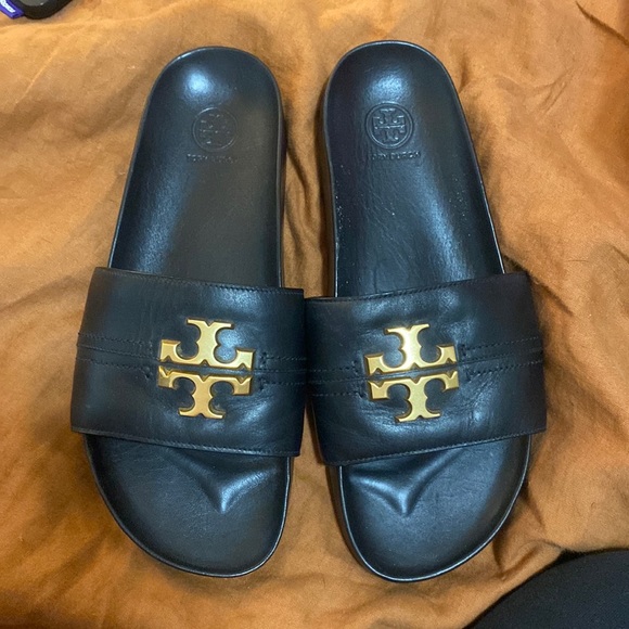 Tory Burch Everly Anatomic Cloud